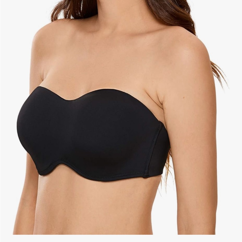 Delimira Black Strapless Bra